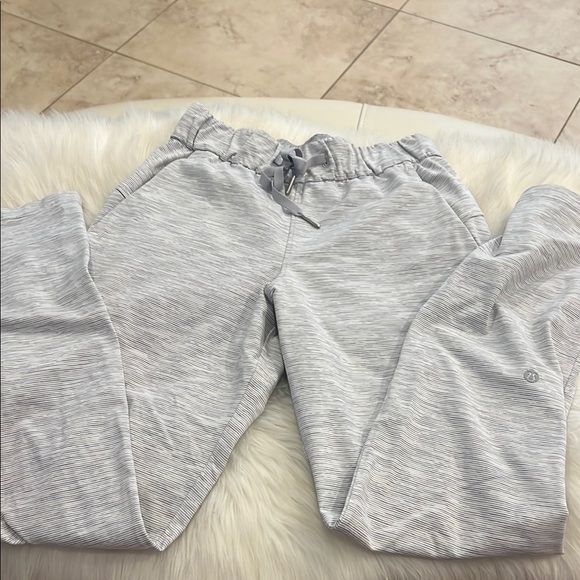 lululemon athletica Pants - Lululemon Athletica Gray Joggers with Elastic Waistband and Tapered Ankles